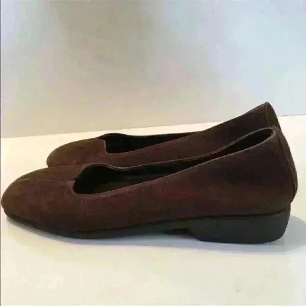 New Coldwater Creek Flats Size 6.5 Brown Suede